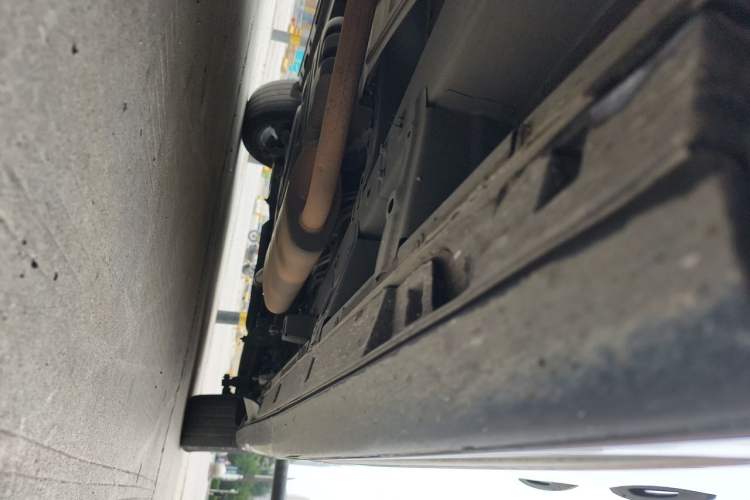 Used GAC Trumpchi M8 2021 Lingxiu Series 390T Ultimate Edition Chassis Front Left