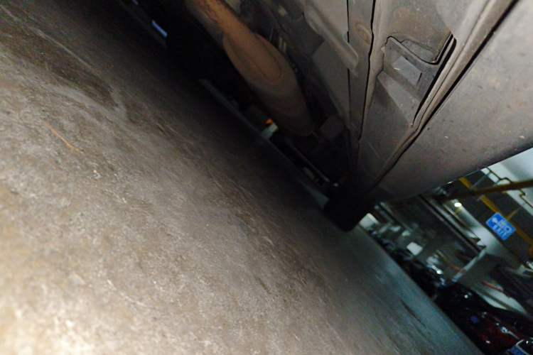 Used GAC Trumpchi M8 2021 Lingxiu Series 390T Ultimate Edition Chassis Front Left