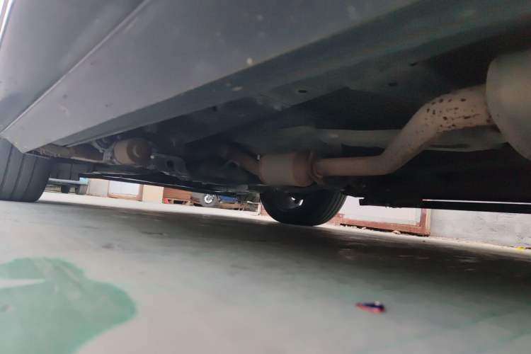 Used GAC Trumpchi M8 2021 Lingxiu Series 390T Deluxe Edition Chassis Front Left