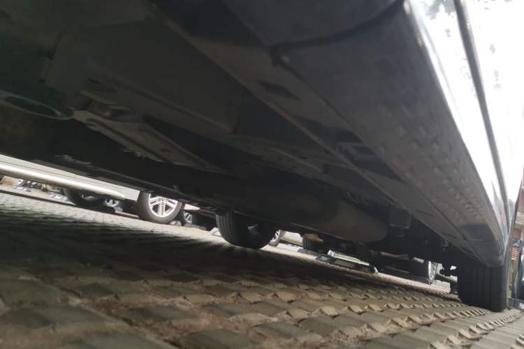 Used GAC Trumpchi M8 2021 Lingxiu Series 390T Deluxe Edition Chassis Front Left