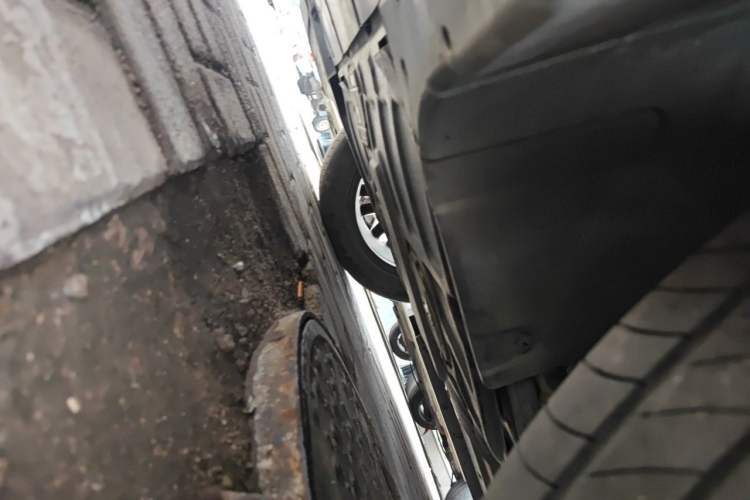 Used GAC Trumpchi M8 2021 Master Series 390T Prestige Edition Chassis Front Left