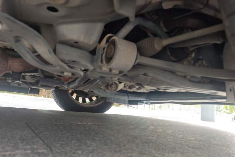 Used GAC Trumpchi M8 2021 Master Series 390T Ultimate Edition Chassis Front Right