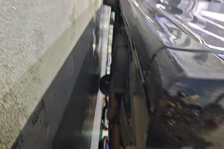 Used GAC Trumpchi M8 2021 Lingxiu Series 390T Deluxe Edition Chassis Front Right