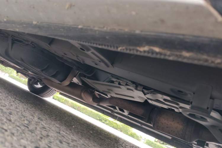 Used GAC Trumpchi M8  Chassis Front Right