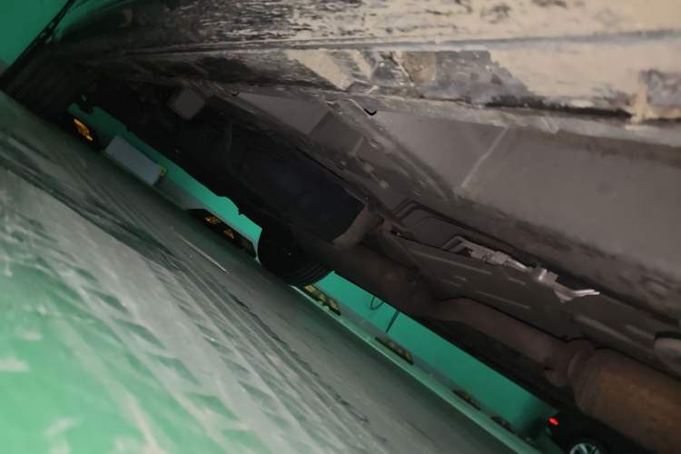 Used GAC Trumpchi M8 2021 Lingxiu Series 390T Deluxe Edition Chassis Front Right