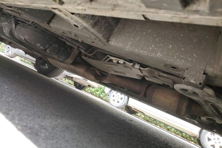 Used GAC Trumpchi M8 2021 Lingxiu Series 390T Ultimate Edition Chassis Front Right