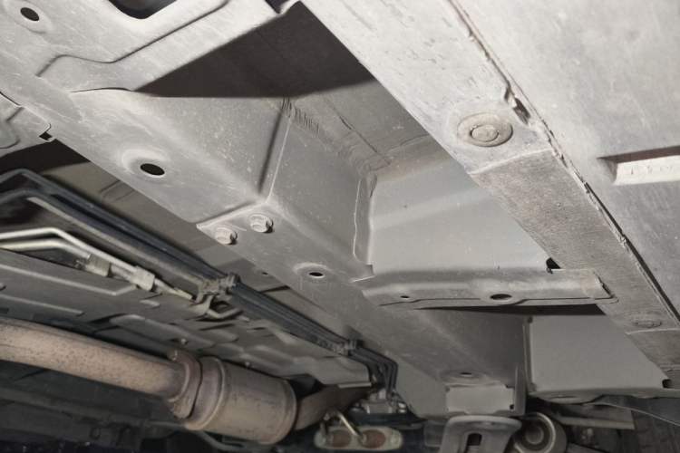Used GAC Trumpchi M8 2021 Lingxiu Series 390T Deluxe Edition Chassis Front Right