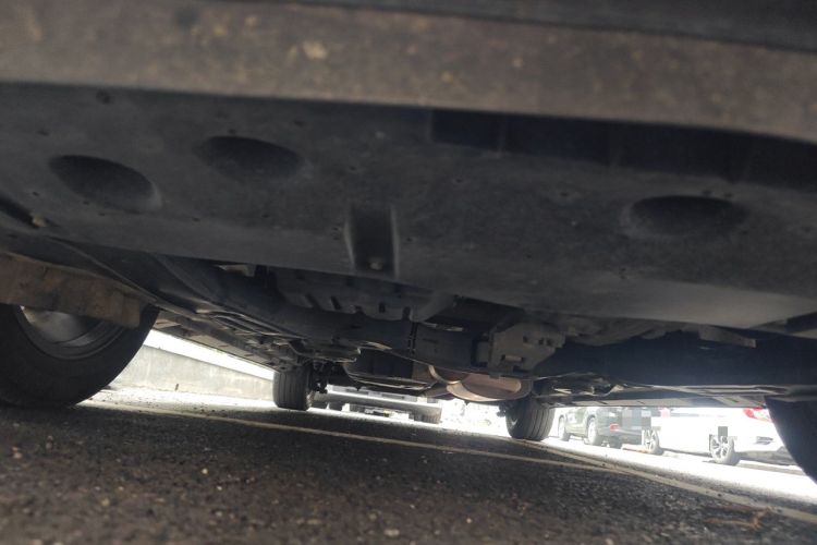 Used GAC Trumpchi M8 2021 Lingxiu Series 390T Deluxe Edition Chassis Front