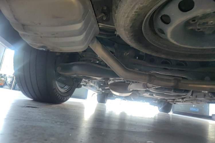 Used GAC Trumpchi M8 2021 Lingxiu Series 390T Ultimate Edition Chassis Rear Left