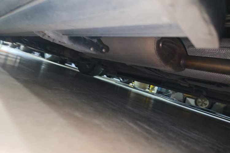 Used GAC Trumpchi M8 2021 Master Series 390T Four-Seat Deluxe Edition Chassis Rear Left
