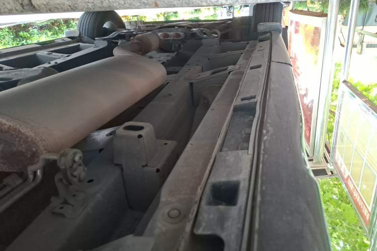 Used GAC Trumpchi M8 2021 Lingxiu Series 390T Luxury Edition Chassis Rear Left