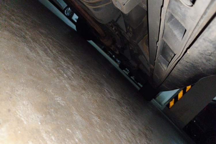 Used GAC Trumpchi M8 2021 Lingxiu Series 390T Ultimate Edition Chassis Rear Right