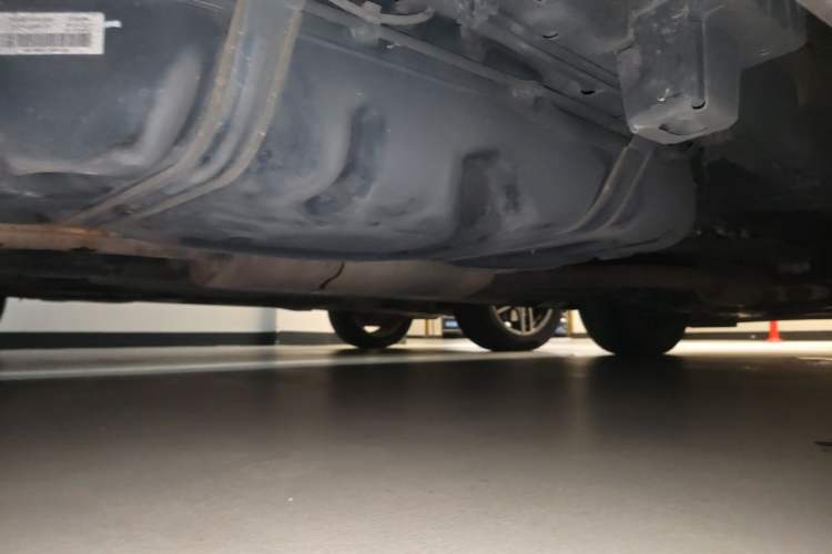 Used GAC Trumpchi M8 2021 Lingxiu Series 390T Ultimate Edition Chassis Rear Right