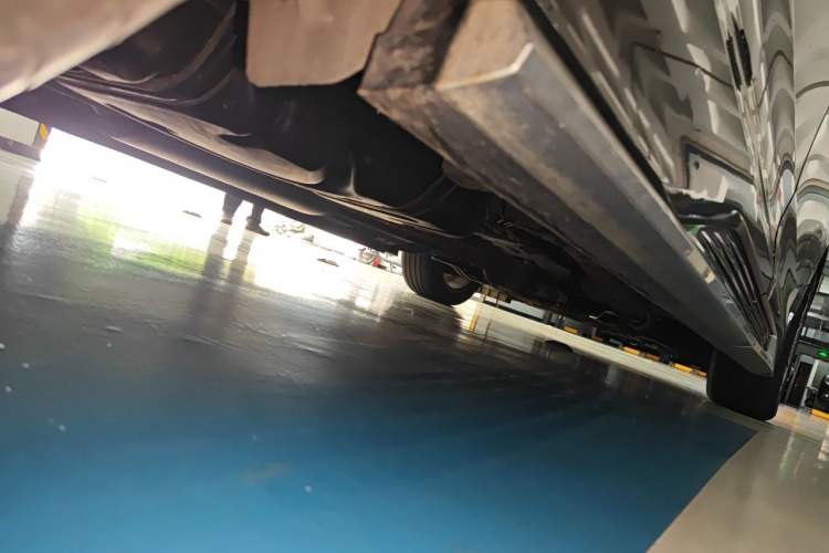 Used GAC Trumpchi M8 2021 Lingxiu Series 390T Deluxe Edition Chassis Rear Right