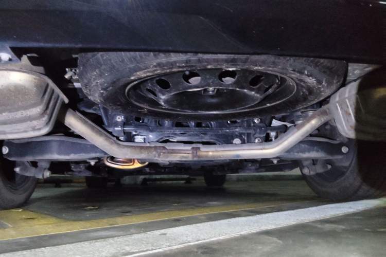 Used GAC Trumpchi M8 2021 Lingxiu Series 390T Ultimate Edition Chassis Rear