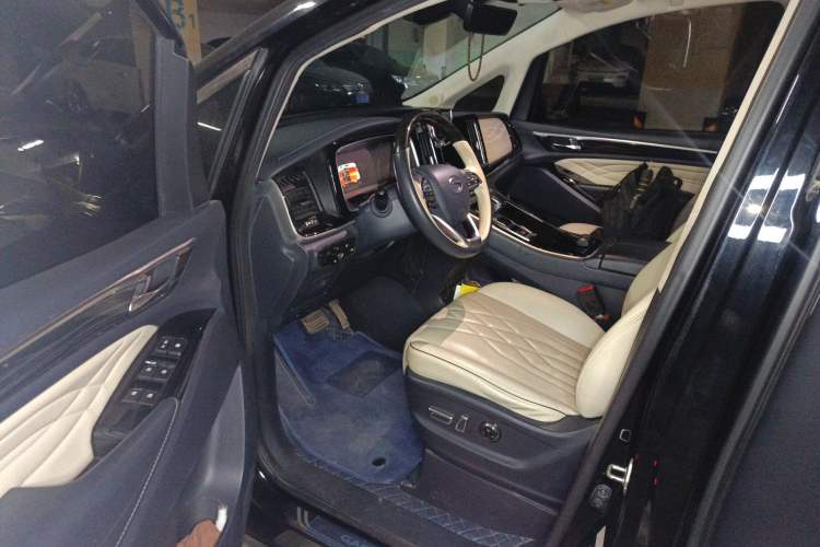 Used GAC Trumpchi M8 2021 Master Series 390T Four-Seat Glory Edition Driver Seat