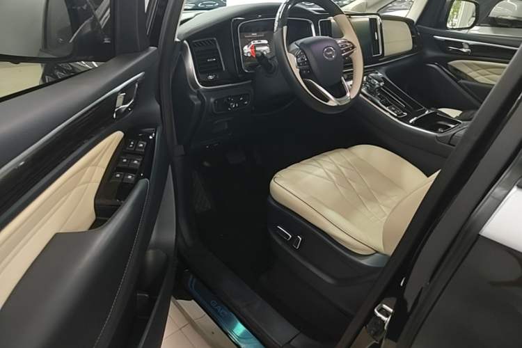 Used GAC Trumpchi M8 2021 Master Series 390T Four-Seat Glory Edition Driver Seat