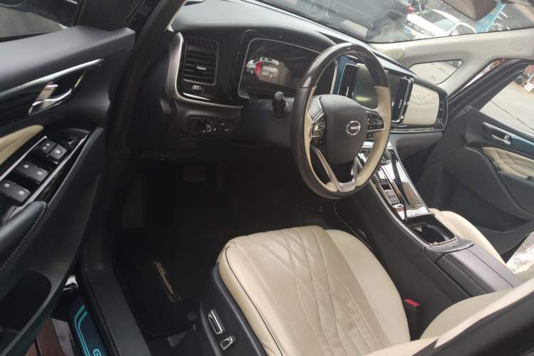Used GAC Trumpchi M8 2021 Master Series 390T Four-Seat Glory Edition Driver Seat