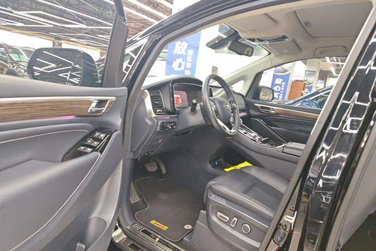 Used GAC Trumpchi M8 2021 Master Series 390T Ultimate Edition Driver Seat