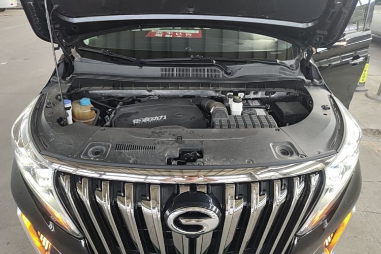 Used GAC Trumpchi M8 2021 Revised Version Lingxiu Series 390T Luxury Edition Engine Bay