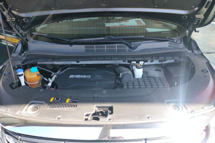 Used GAC Trumpchi M8 2021 Lingxiu Series 390T Deluxe Edition Engine Bay