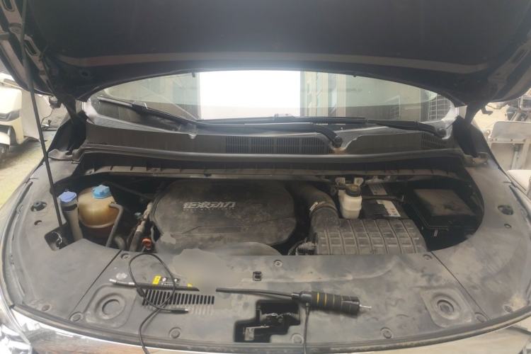 Used GAC Trumpchi M8 2021 Revised Version Lingxiu Series 390T Luxury Edition Engine Bay