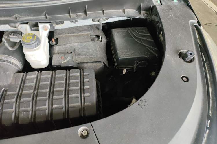 Used GAC Trumpchi M8 2021 Master Series 390T Prestige Edition Engine Bay Left