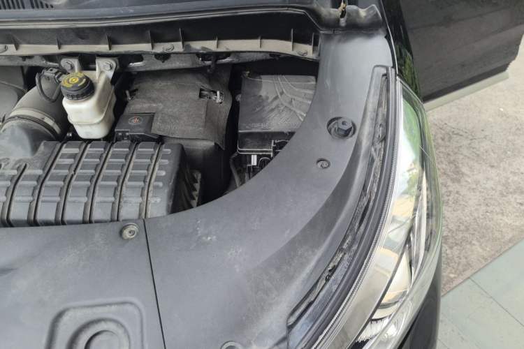 Used GAC Trumpchi M8 2021 Master Series 390T Ultimate Edition Engine Bay Left
