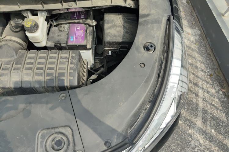 Used GAC Trumpchi M8 2021 Lingxiu Series 390T Deluxe Edition Engine Bay Left