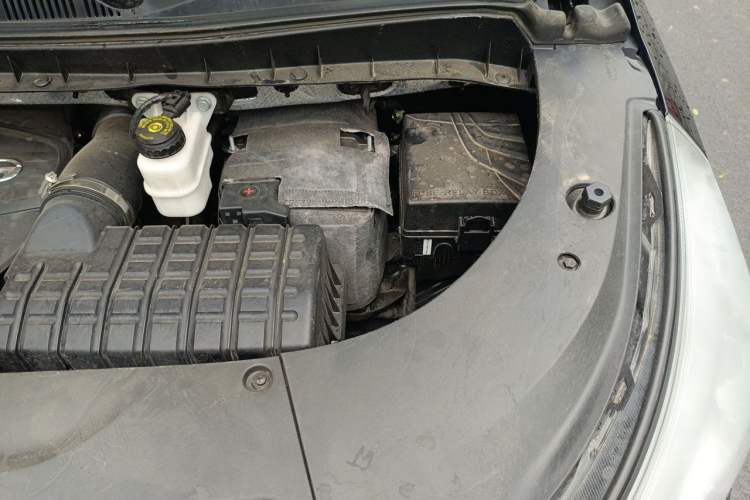 Used GAC Trumpchi M8 2021 Master Series 390T Prestige Edition Engine Bay Left