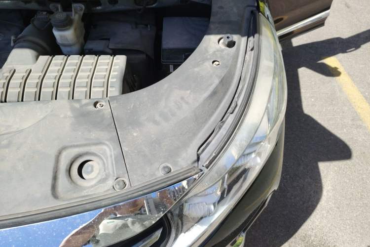 Used GAC Trumpchi M8 2021 Lingxiu Series 390T Ultimate Edition Engine Bay Left