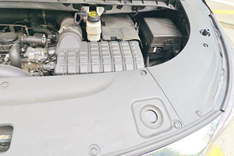 Used GAC Trumpchi M8 2021 Lingxiu Series 390T Ultimate Edition Engine Bay Left