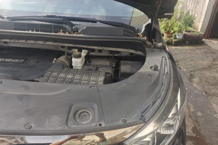 Used GAC Trumpchi M8 2021 Master Series 390T Ultimate Edition Engine Bay Left