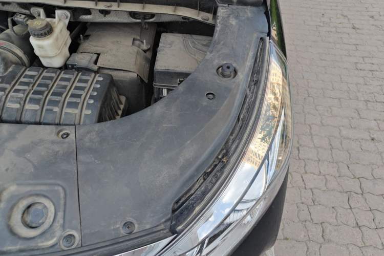 Used GAC Trumpchi M8 2021 Lingxiu Series 390T Deluxe Edition Engine Bay Left
