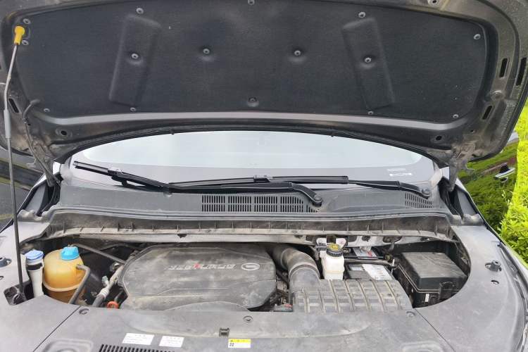 Used GAC Trumpchi M8 2021 Lingxiu Series 390T Luxury Edition Engine Bay