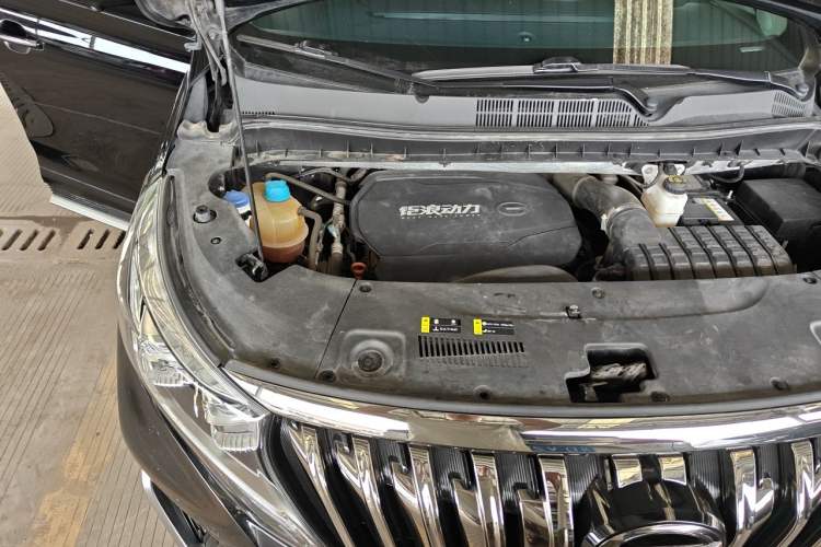 Used GAC Trumpchi M8 2021 Master Series 390T Prestige Edition Engine Bay Right