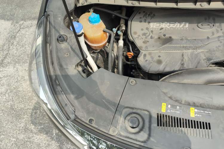 Used GAC Trumpchi M8 2021 Lingxiu Series 390T Deluxe Edition Engine Bay Right