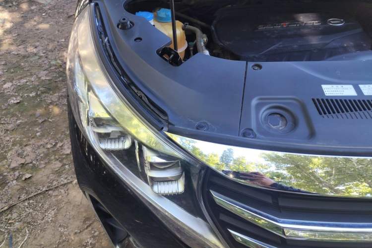 Used GAC Trumpchi M8 2021 Lingxiu Series 390T Deluxe Edition Engine Bay Right