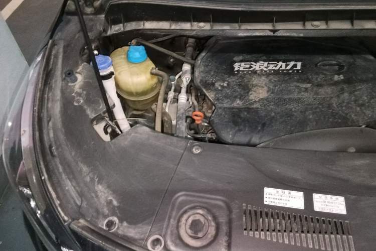 Used GAC Trumpchi M8 2021 Lingxiu Series 390T Luxury Edition Engine Bay Right
