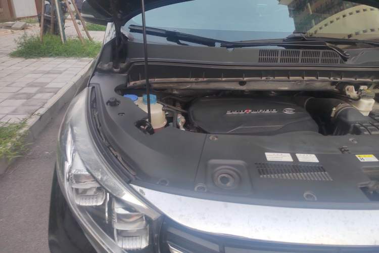 Used GAC Trumpchi M8 2021 Lingxiu Series 390T Deluxe Edition Engine Bay Right
