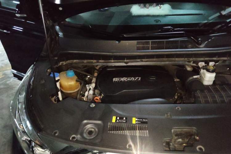 Used GAC Trumpchi M8 2021 Lingxiu Series 390T Ultimate Edition Engine Bay Right