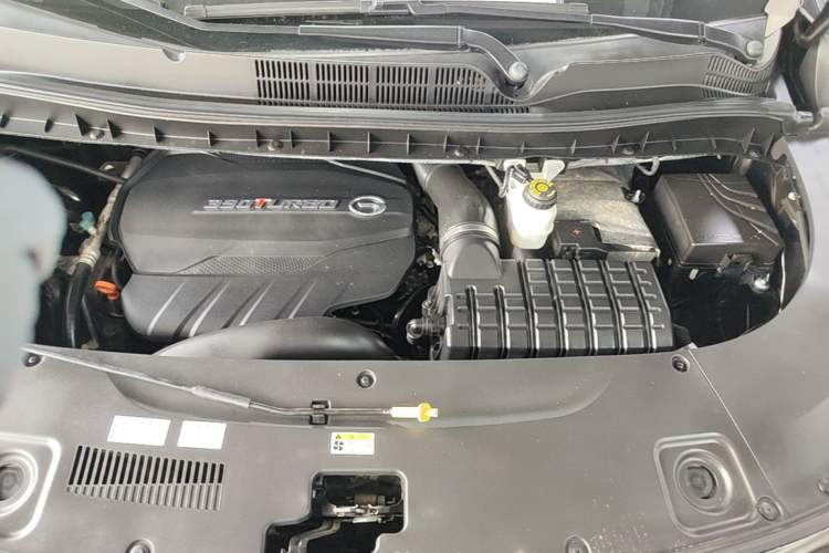 Used GAC Trumpchi M8 2021 Master Series 390T Prestige Edition Engine Bay