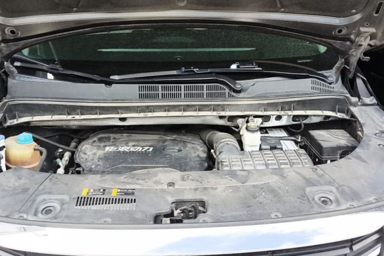 Used GAC Trumpchi M8 2021 Revised Version Lingxiu Series 390T Luxury Edition Engine Bay