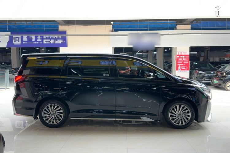Used GAC Trumpchi M8 2021 Master Series 390T Ultimate Edition Exterior 2