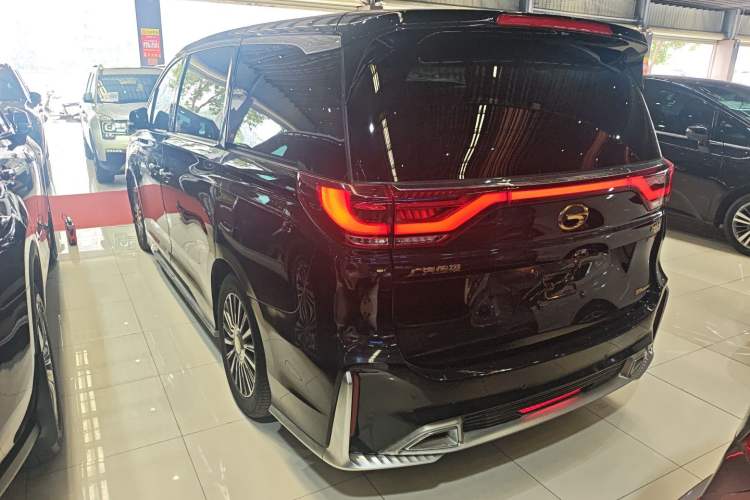 Used GAC Trumpchi M8 2021 Master Series 390T Four-Seat Deluxe Edition Exterior 2