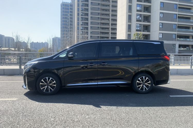 Used GAC Trumpchi M8 2021 Lingxiu Series 390T Luxury Edition Exterior 4