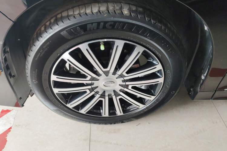 Used GAC Trumpchi M8 2021 Lingxiu Series 390T Deluxe Edition Exterior 4