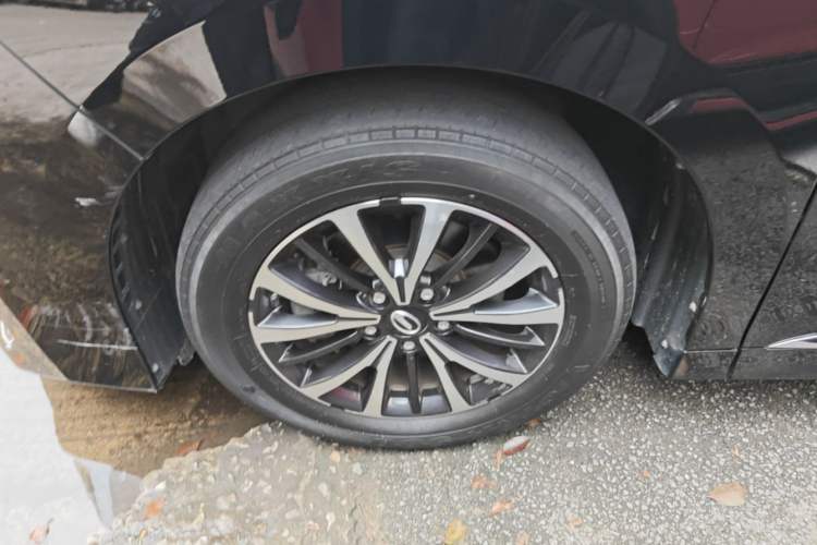 Used GAC Trumpchi M8 2021 Lingxiu Series 390T Luxury Edition Exterior 4