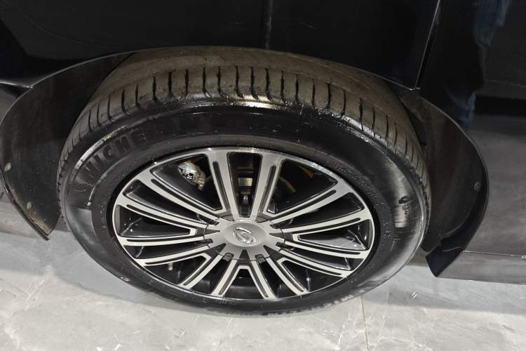 Used GAC Trumpchi M8 2021 Lingxiu Series 390T Ultimate Edition Exterior 4