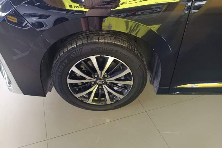 Used GAC Trumpchi M8 2021 Lingxiu Series 390T Deluxe Edition Exterior 4